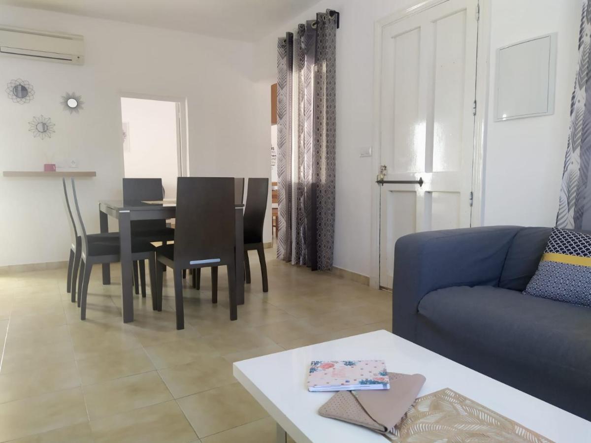 Hermosa Casa Con Piscina Cerca De La Playa De Punta Prima Punta Prima  Eksteriør bilde